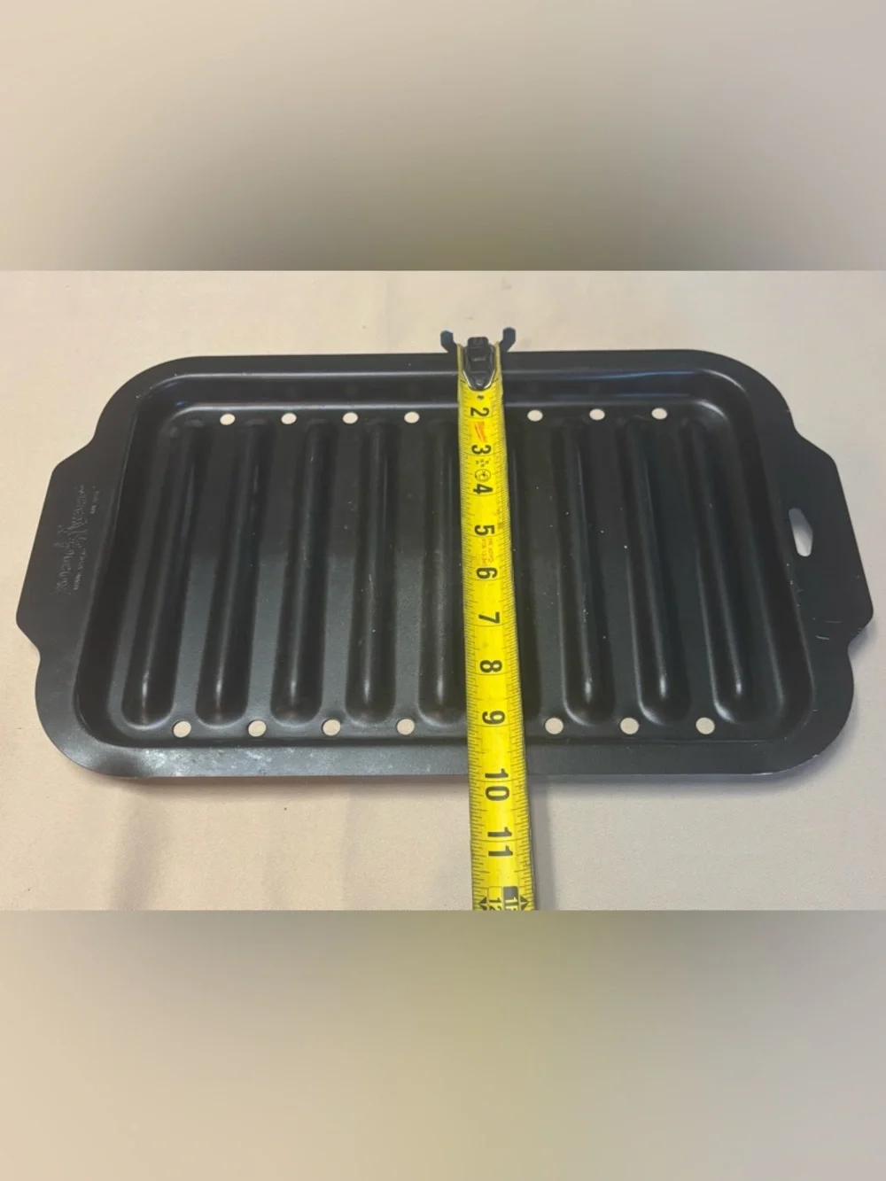 Nordic Ware Broiler Pan 16x10” - 1 Piece Only - Made in USA